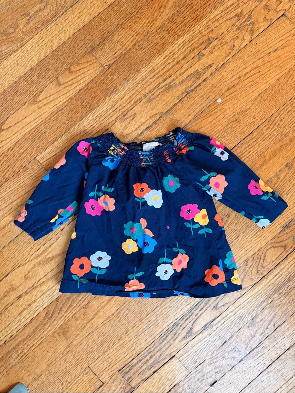 Hanna Andersson Girls Navy Floral Smocked Long Sleeve Top Size 4 100 cm